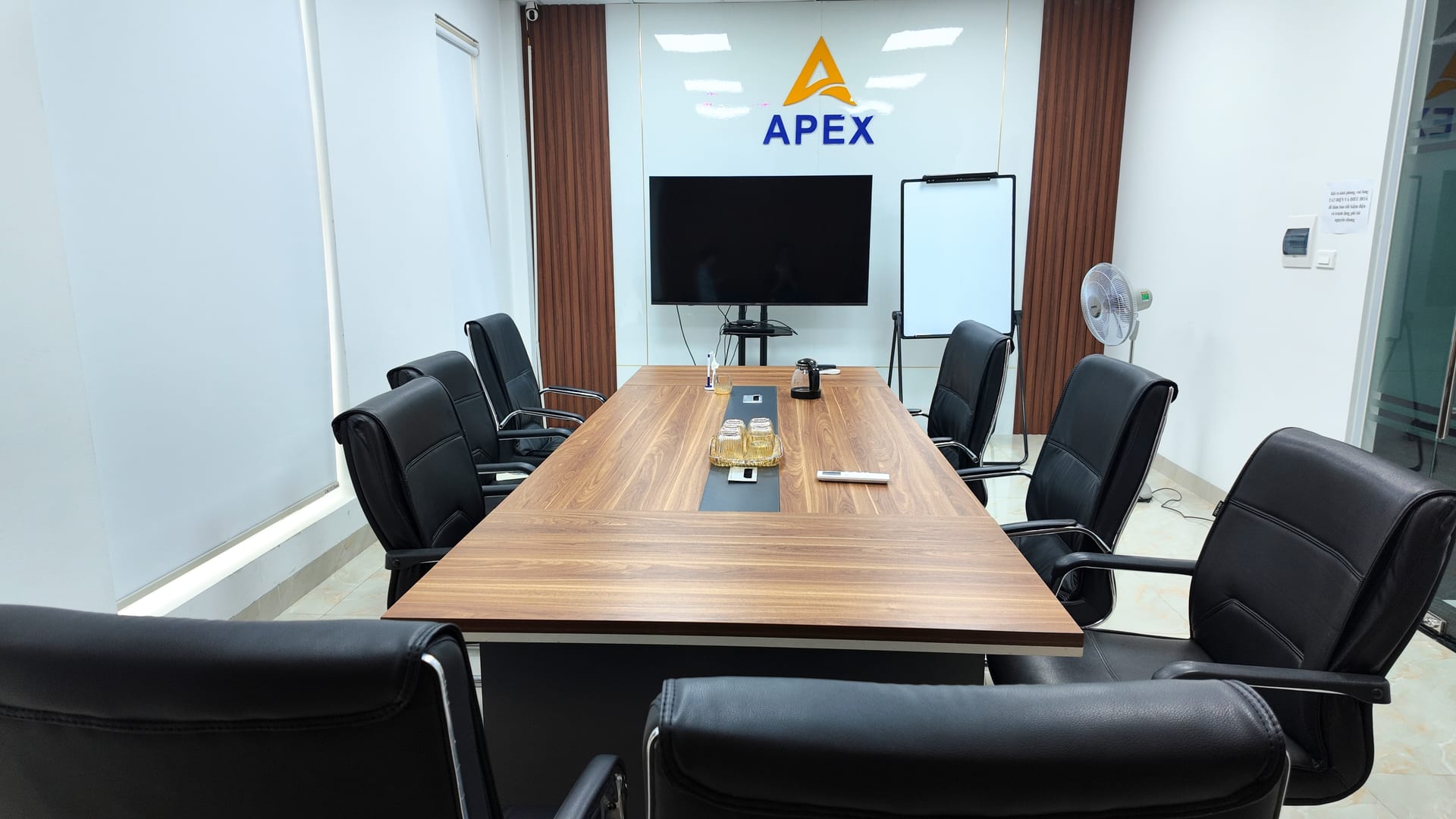 Trụ sở APEX 05
